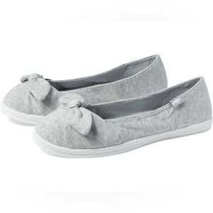 Women’s Flats